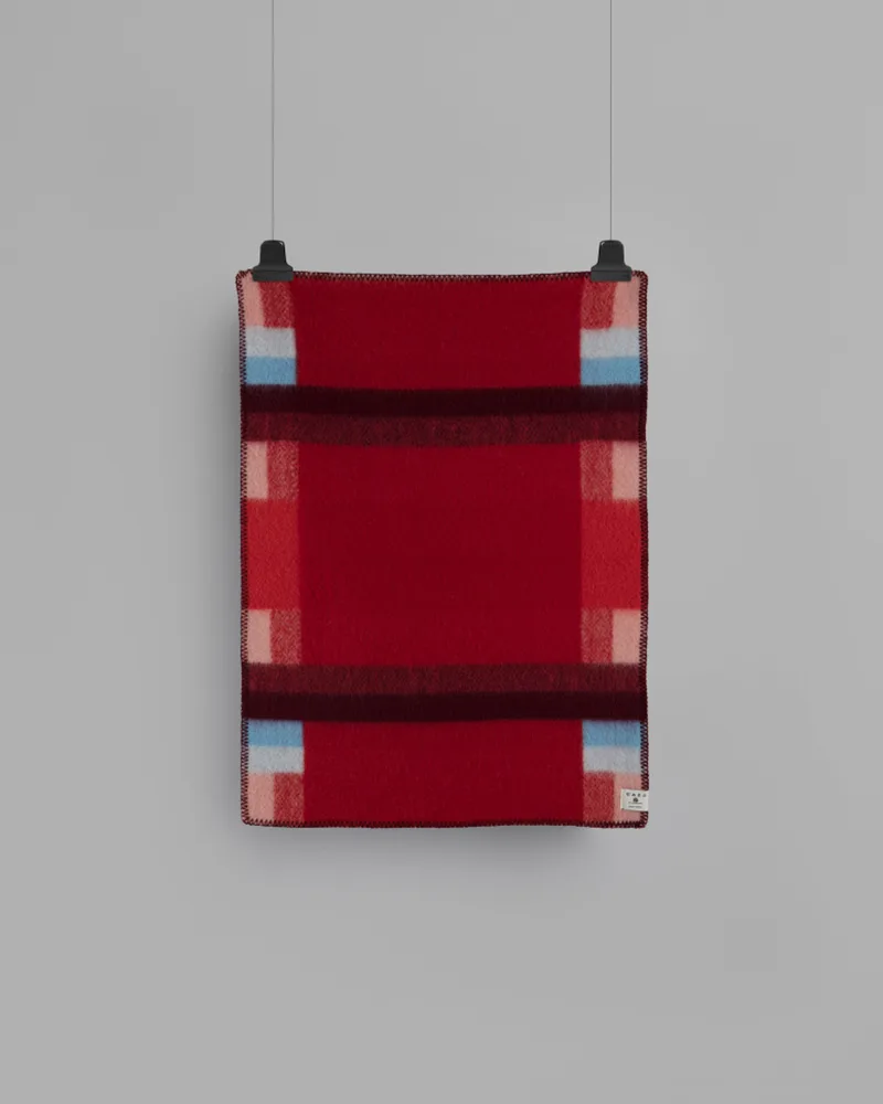 Mikkel by Røros Tweed in Red – product photo 2 of 3