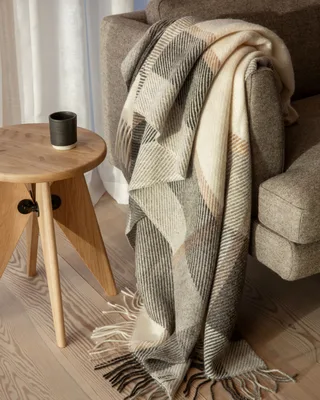 Myrull van Røros Tweed in Natural – sfeerfoto 4 van 6