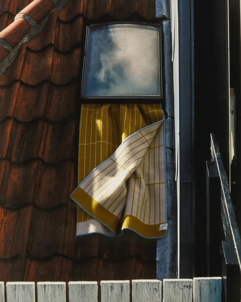 Kassett by Røros Tweed in Ochre Yellow/Grey Beige – interior photo 4 of 6