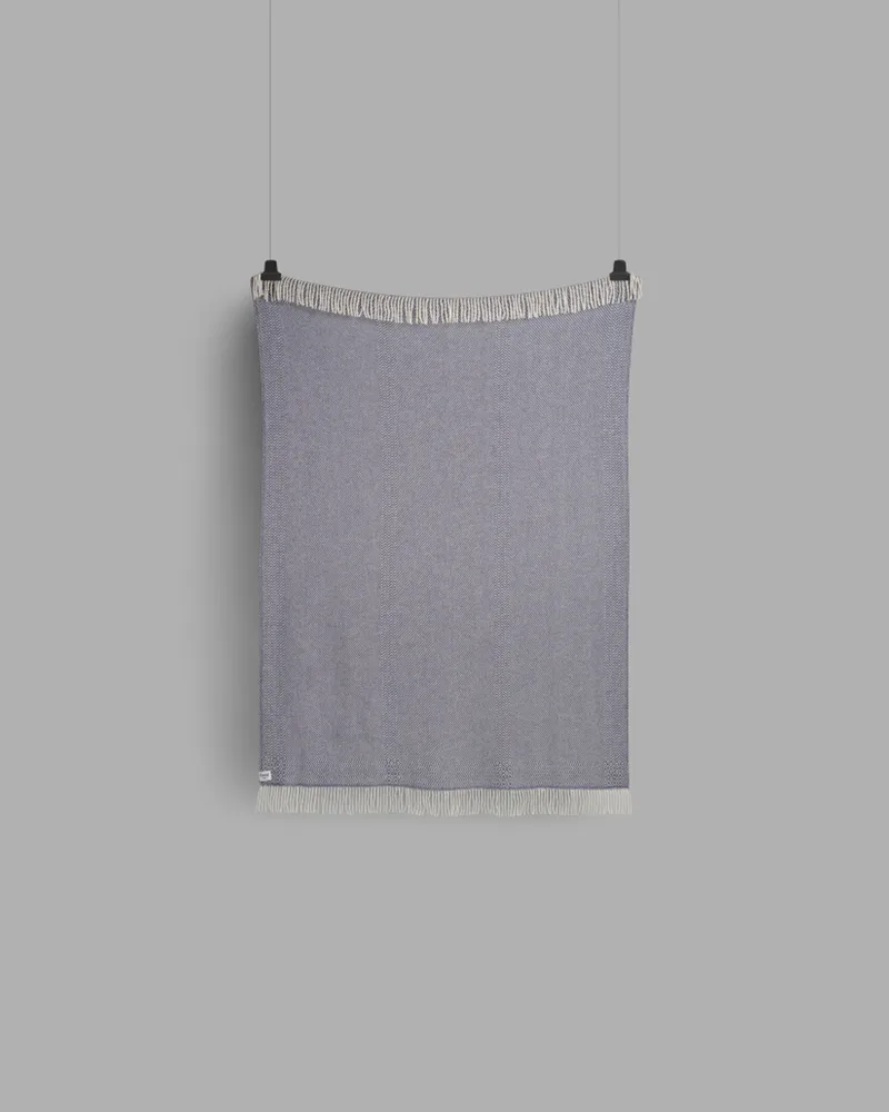 Kattefot by Røros Tweed in Midnight Blue – product photo 1 of 5