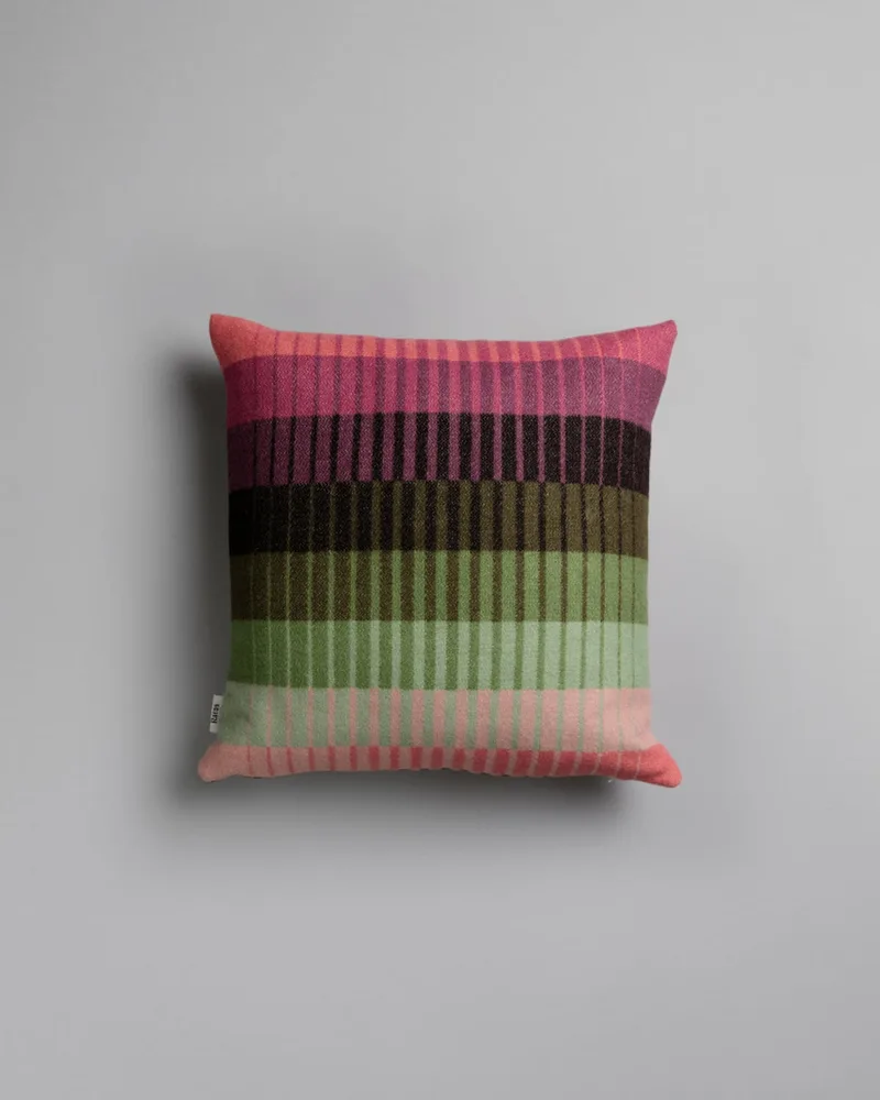 Åsmund Gradient van Røros Tweed in Pink/green – productfoto 2 van 2