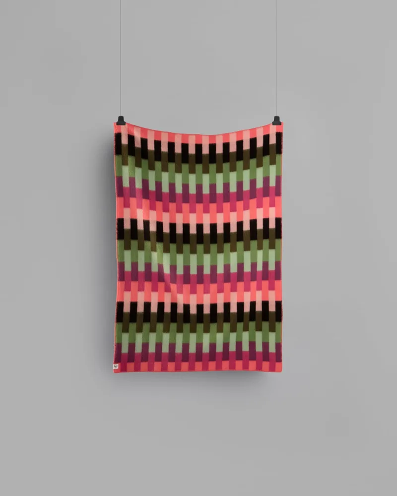 Åsmund Bold van Røros Tweed in Pink/green – productfoto 1 van 6