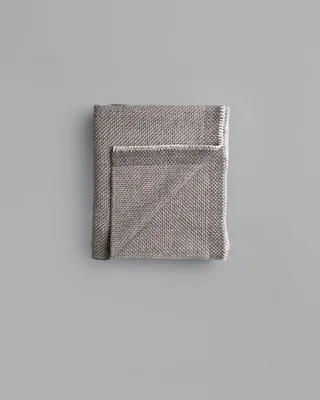Una by Røros Tweed in Grey – product photo 3 of 3