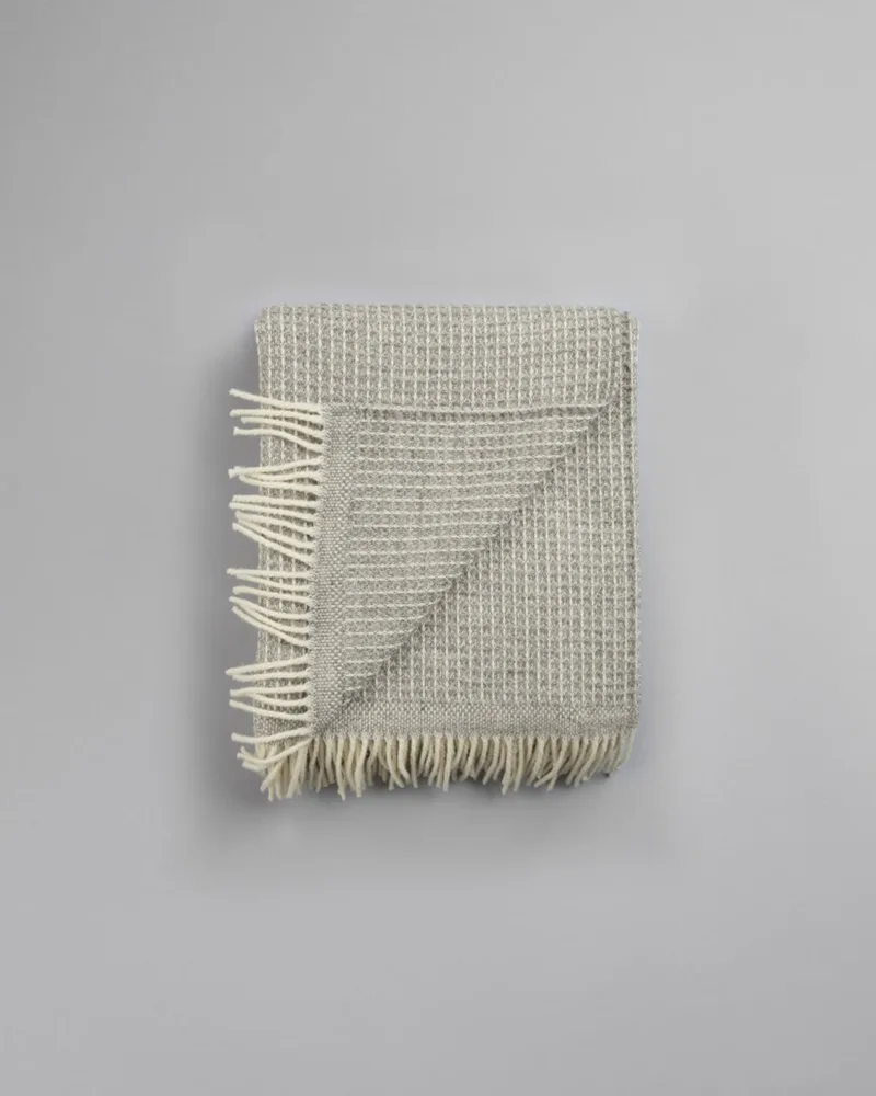 Vega by Røros Tweed in Grey – product photo 7 of 7