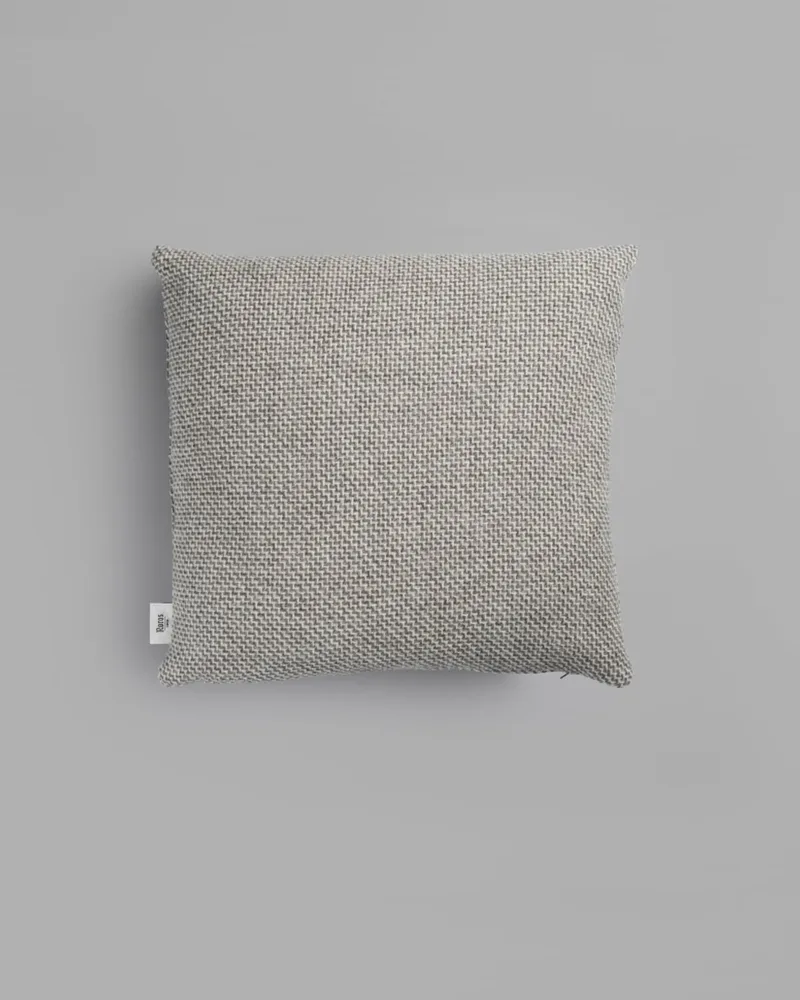 Una de Røros Tweed en Grey – photo du produit 1 sur 4
