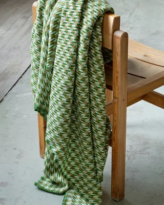 Mimi von Røros Tweed in Espen`s Green – Ambientefoto 4 von 6