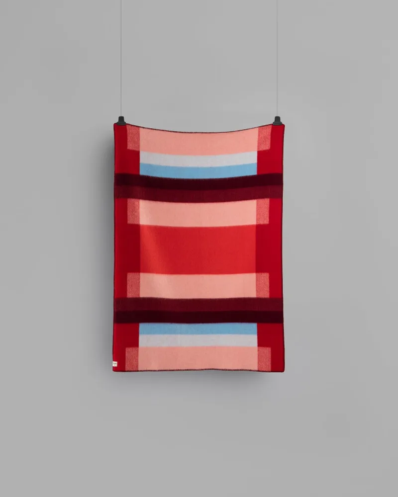 Mikkel von Røros Tweed in Red – Produktfoto 1 von 5