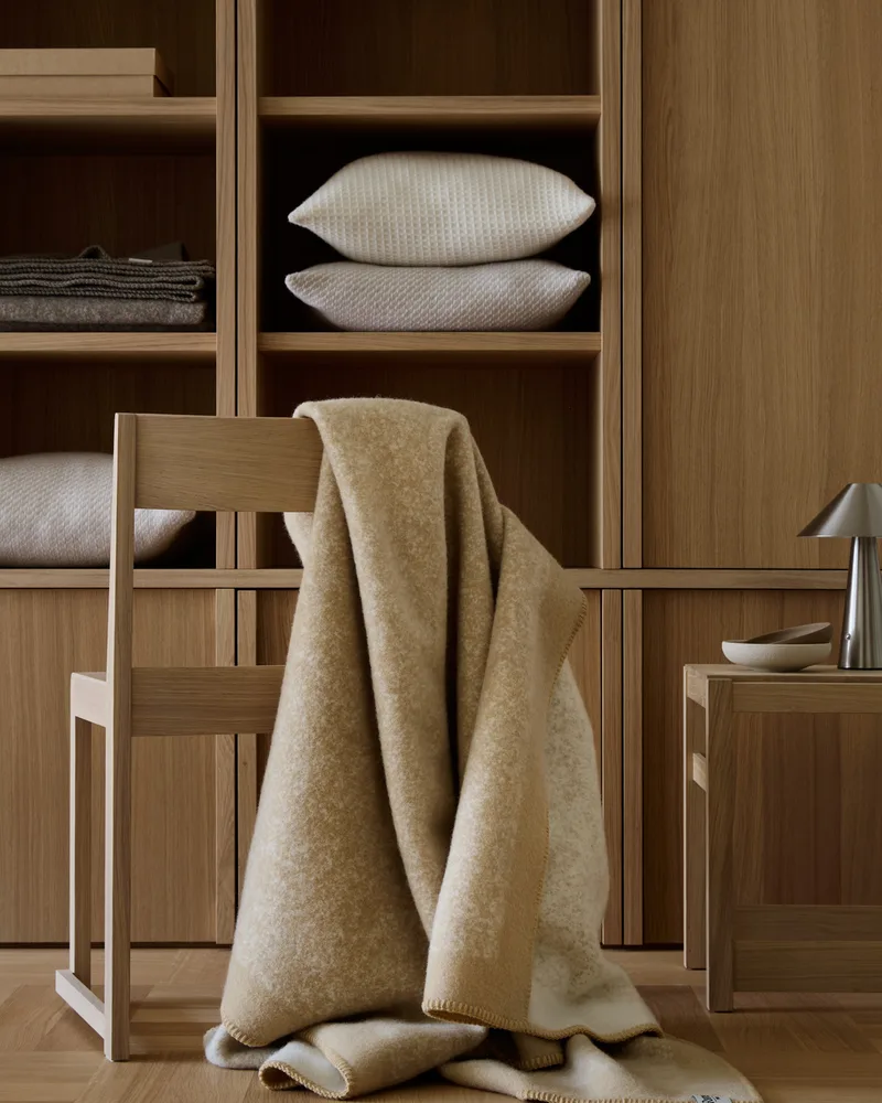Mineral de Røros Tweed en Sand – photo d’ambiance 4 sur 8