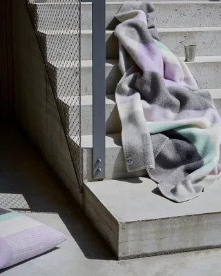Mikkel van Røros Tweed in Grey – sfeerfoto 5 van 8