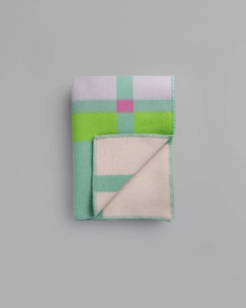 City by Røros Tweed in Mint – product photo 2 of 4