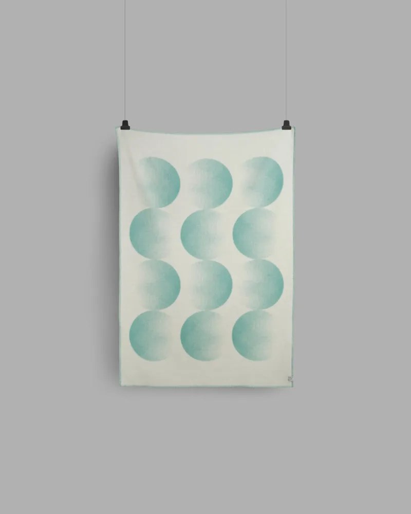 Moon van Røros Tweed in Tranquille green – productfoto 2 van 7