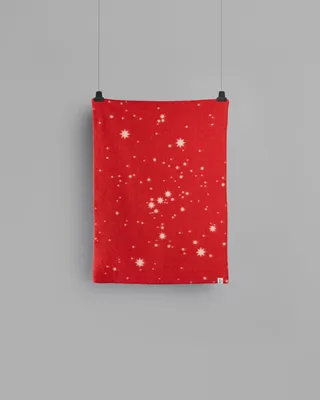 Orion by Røros Tweed in Red – product photo 2 of 3