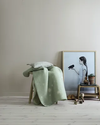 Orion van Røros Tweed in Light green – sfeerfoto 3 van 4