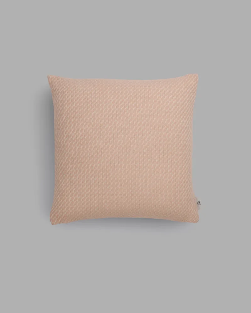 Mello by Røros Tweed in Powder pink – product photo 1 of 3