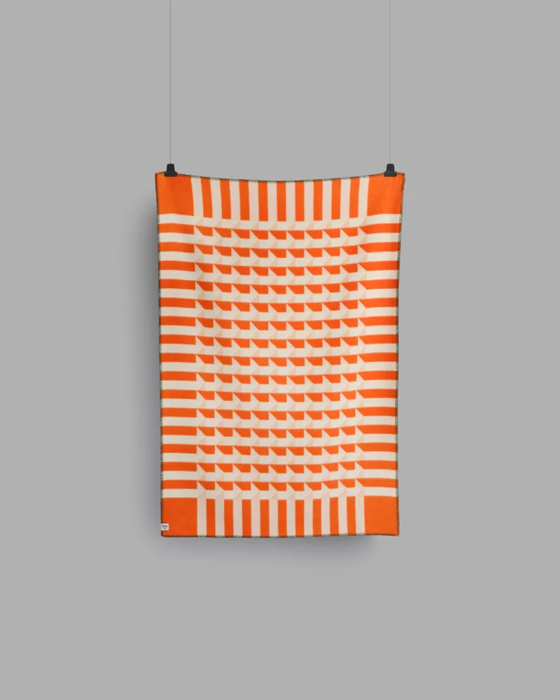 Kvam van Røros Tweed in Orange – productfoto 1 van 8