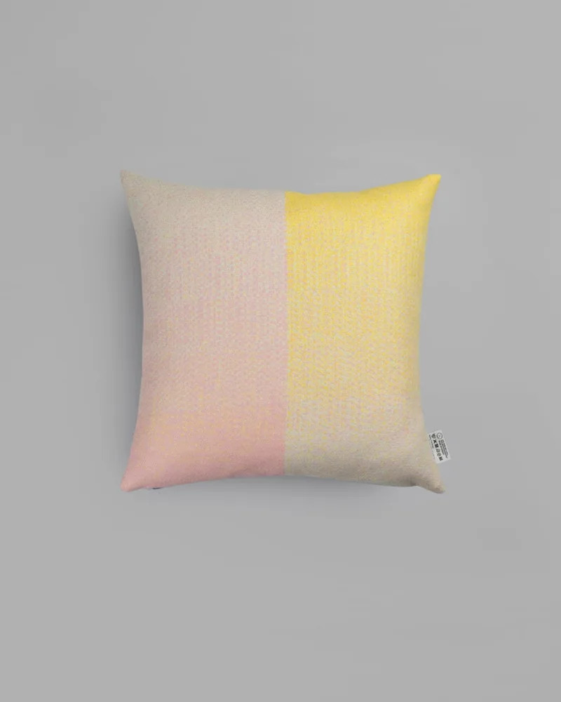 Portør by Røros Tweed in Pastel – product photo 1 of 3