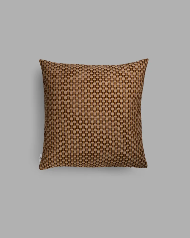 Isak von Røros Tweed in Chestnut – Produktfoto 1 von 3
