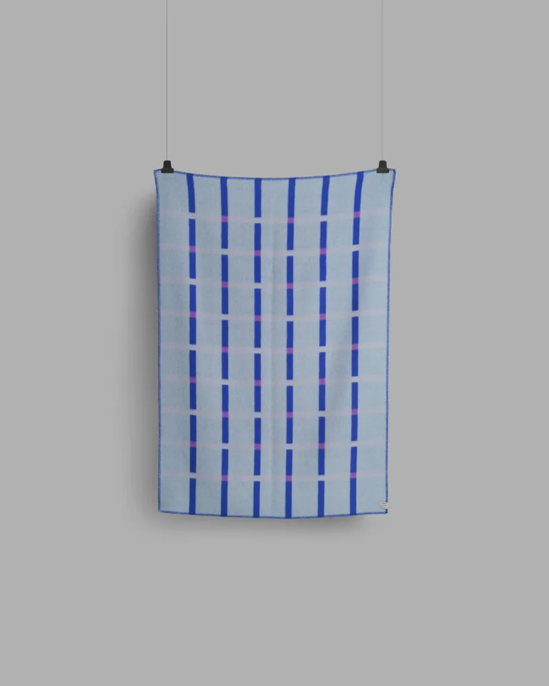 Knut by Røros Tweed in Cobolt Blue – product photo 2 of 9