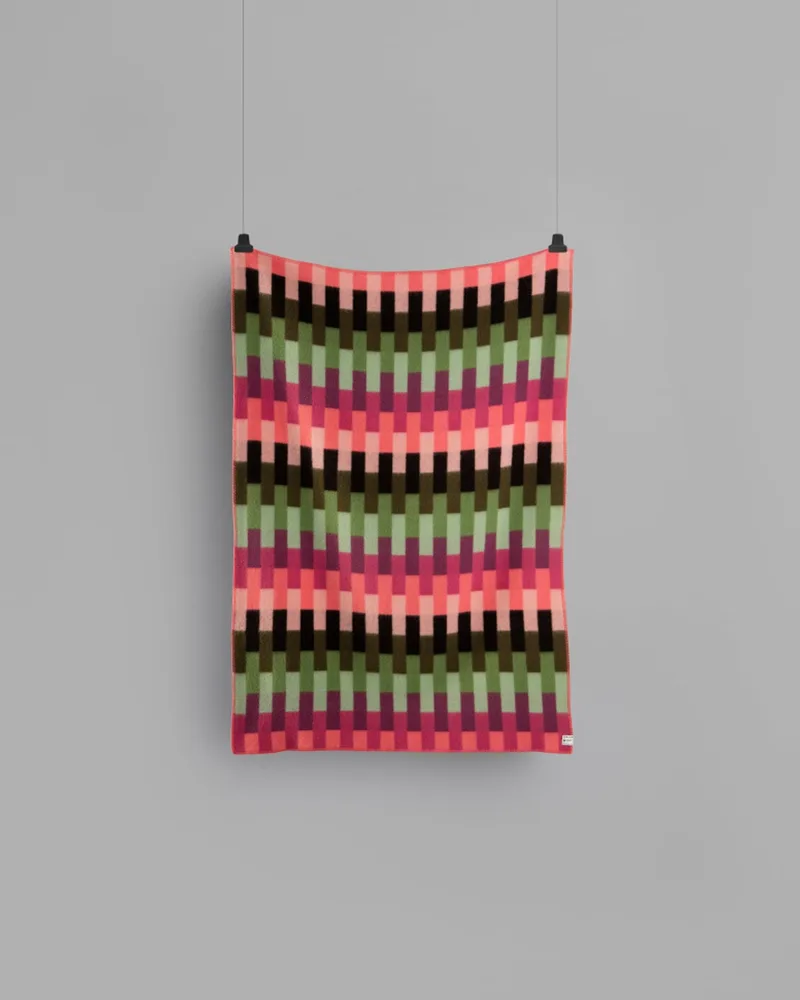Åsmund Bold van Røros Tweed in Pink/green – productfoto 2 van 6