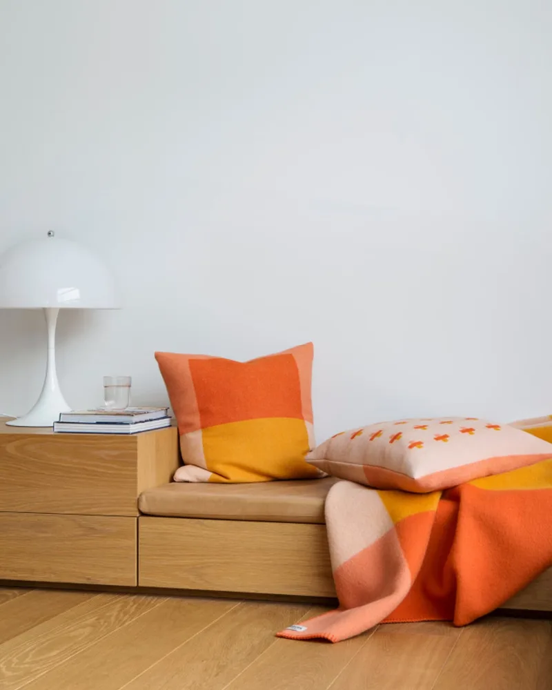 Syndin de Røros Tweed en Cloudberry – photo d’ambiance 2 sur 4
