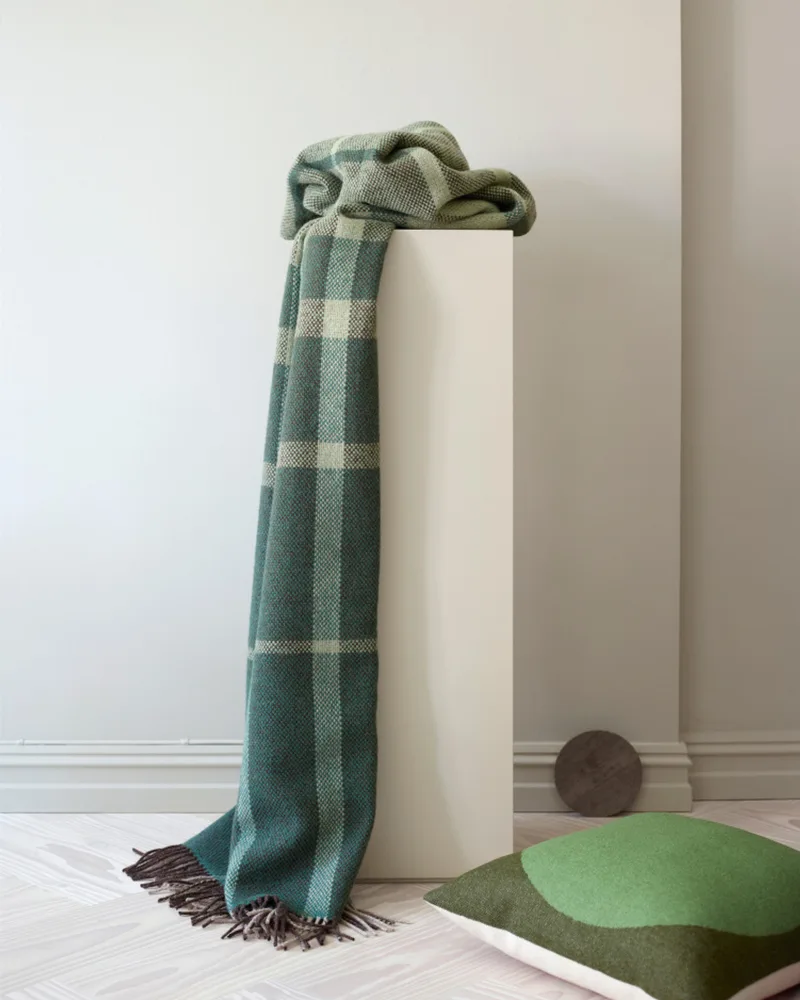 Filos by Røros Tweed in Green – interior photo 3 of 4