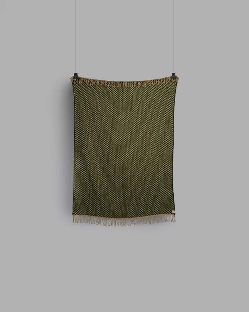 Isak by Røros Tweed in Green Meadow – product photo 2 of 8