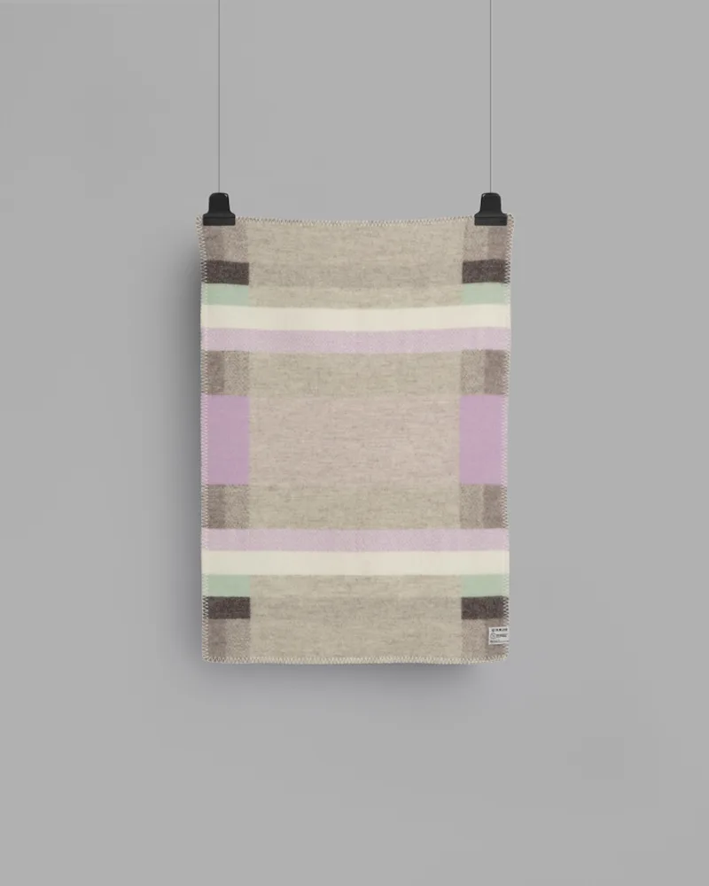 Mikkel van Røros Tweed in Grey – productfoto 2 van 3