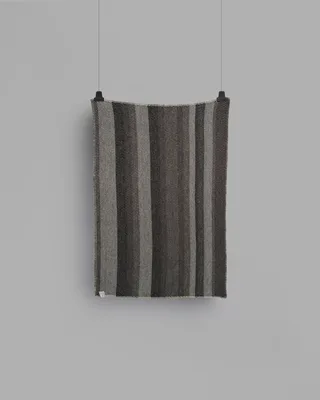 Fri van Røros Tweed in Gray Day – productfoto 2 van 3
