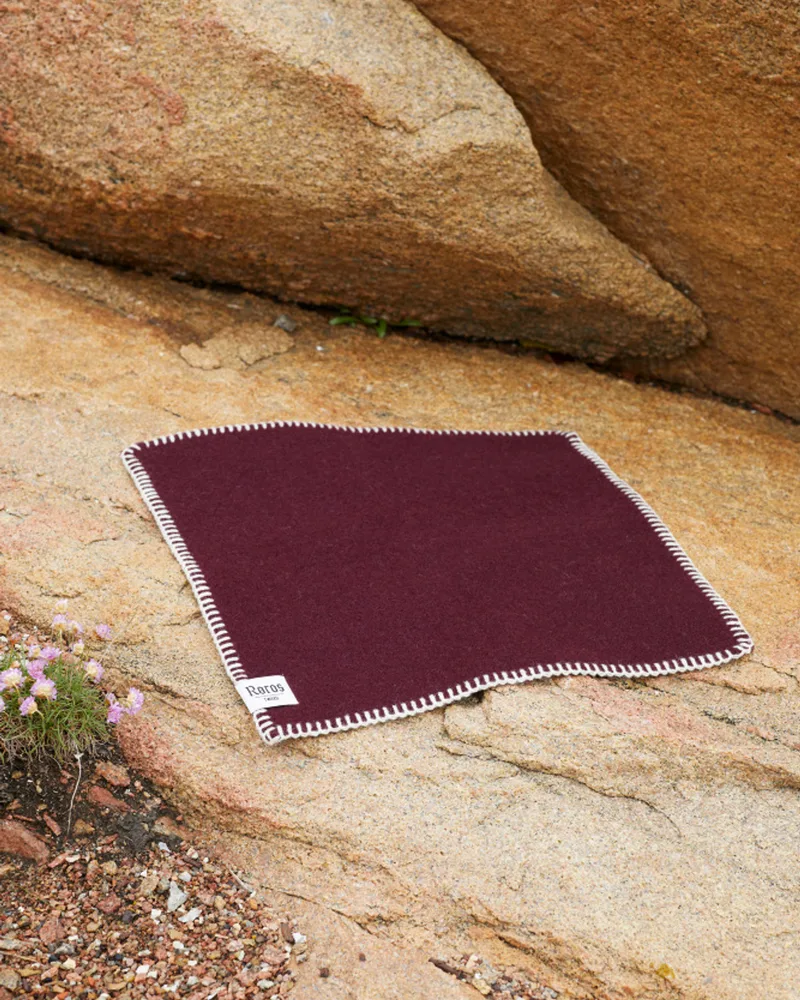 Stemor by Røros Tweed in Wine – interior photo 2 of 3