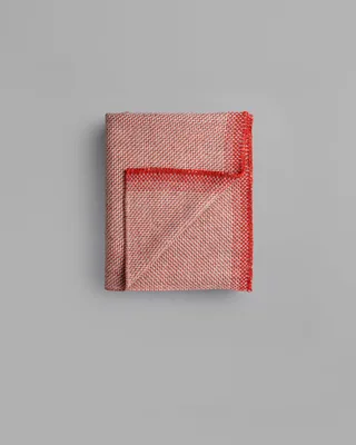 Una by Røros Tweed in Light red – product photo 3 of 3