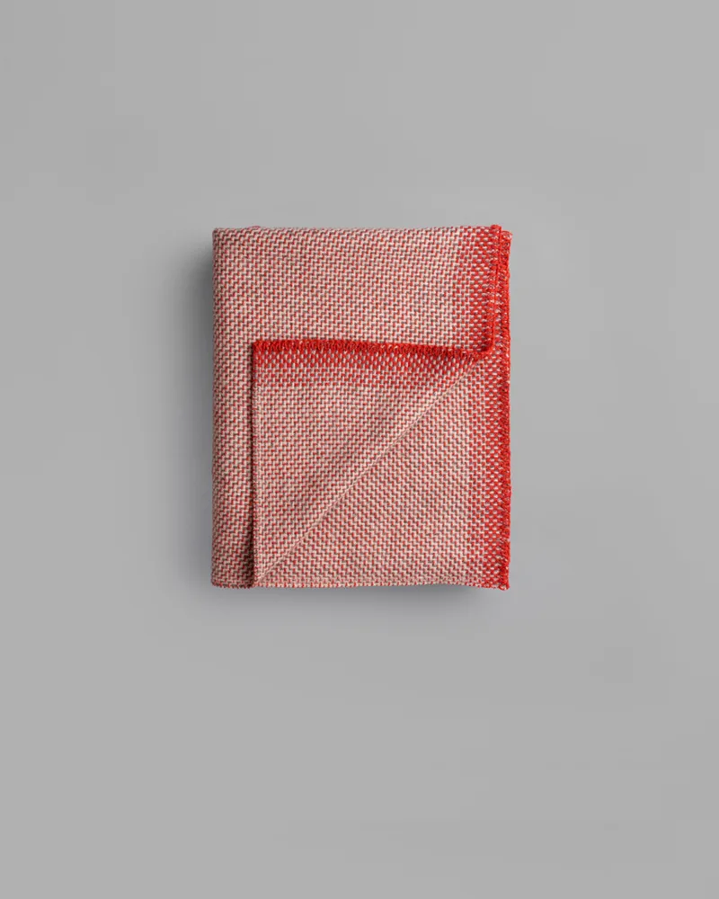 Una by Røros Tweed in Light red – product photo 3 of 3
