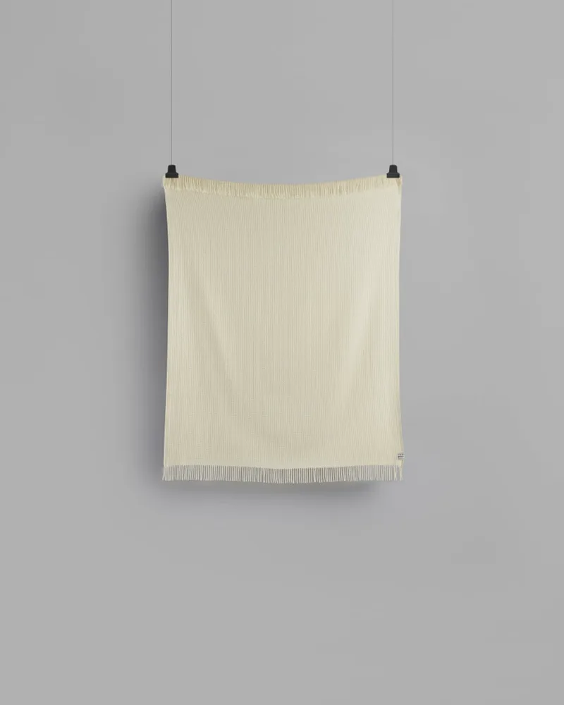 Vega by Røros Tweed in Natural – product photo 2 of 7