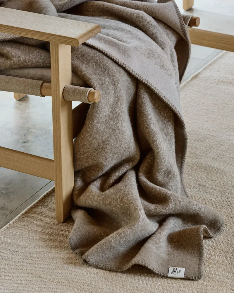 Mineral de Røros Tweed en Basalt – photo d’ambiance 4 sur 7