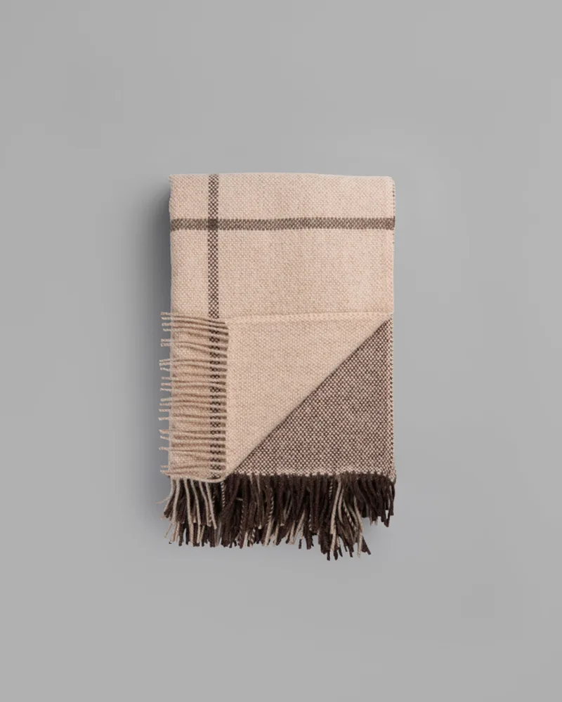 Filos by Røros Tweed in Brown – product photo 5 of 5