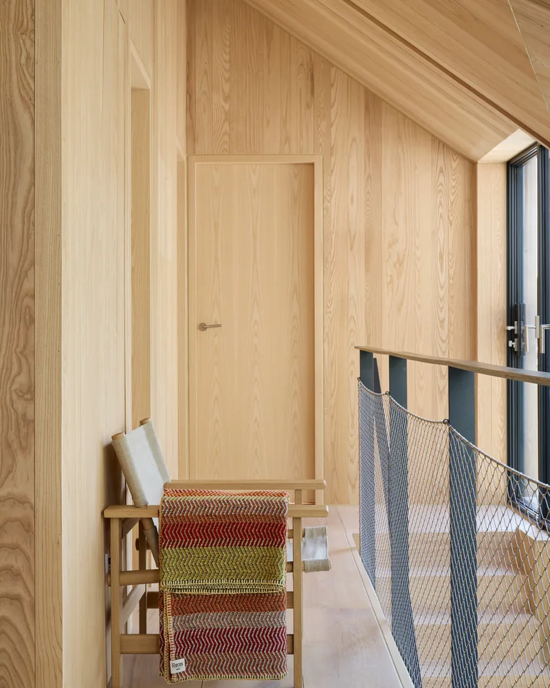 Fri by Røros Tweed in Summer Red – interior photo 6 of 9