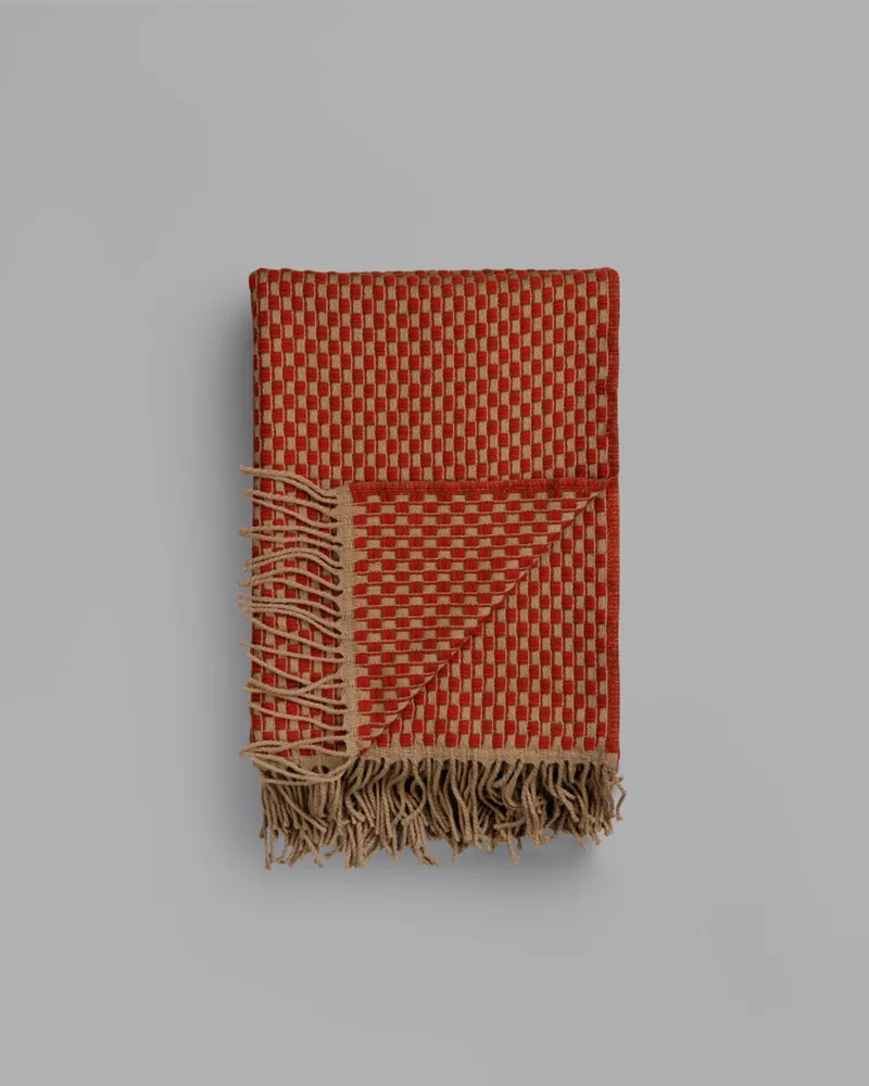 Isak van Røros Tweed in Red Sumac – productfoto 6 van 6