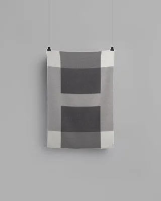 Syndin by Røros Tweed in Slate – product photo 2 of 4