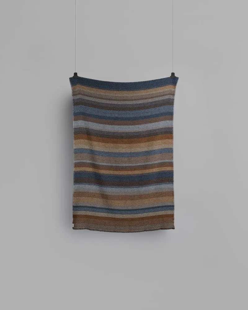 Fri by Røros Tweed in November View – product photo 1 of 6