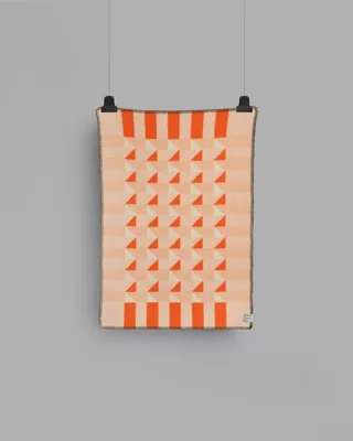 Kvam van Røros Tweed in Orange – productfoto 2 van 3