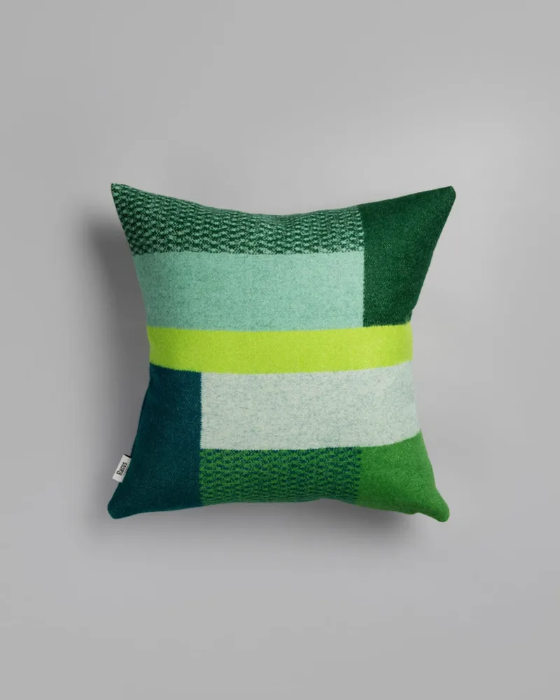 Mikkel von Røros Tweed in Green – Produktfoto