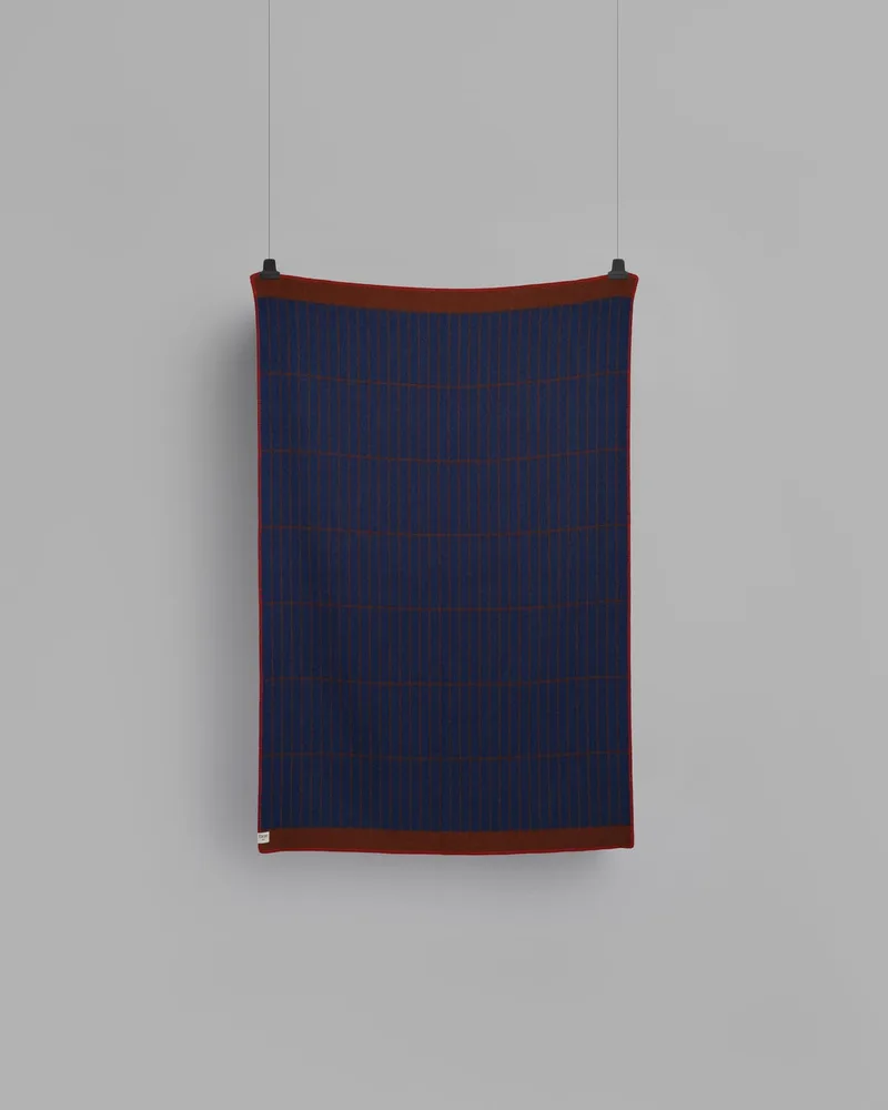 Kassett van Røros Tweed in Dark Blue/Reddish Brown – productfoto 1 van 6