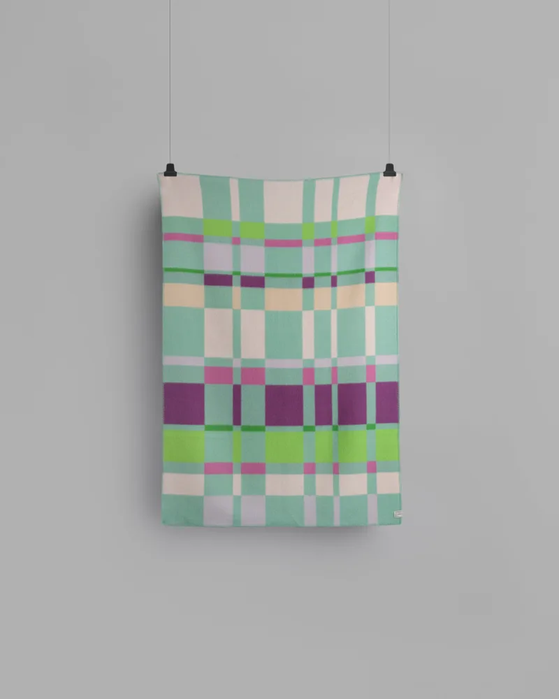City by Røros Tweed in Mint – product photo 4 of 4