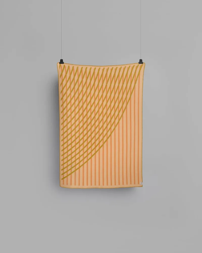 Bislett van Røros Tweed in Peach & pistachio – productfoto 2 van 8