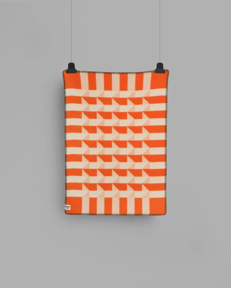 Kvam van Røros Tweed in Orange – productfoto 1 van 3