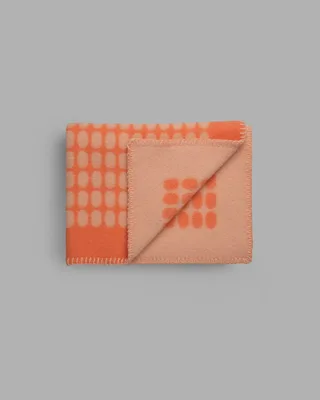 Palette by Røros Tweed in Coral – product photo 3 of 3