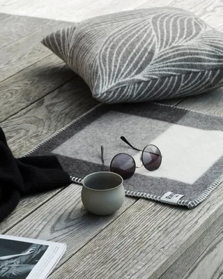 Syndin by Røros Tweed in Slate – interior photo 2 of 3