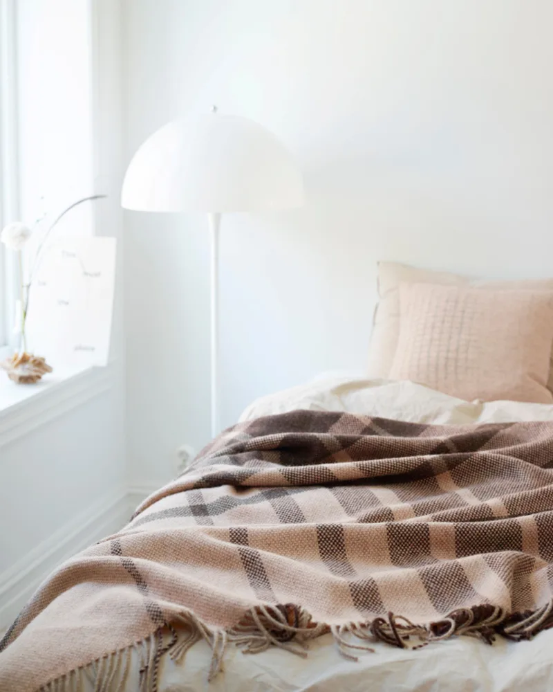 Filos by Røros Tweed in Brown – interior photo 4 of 5