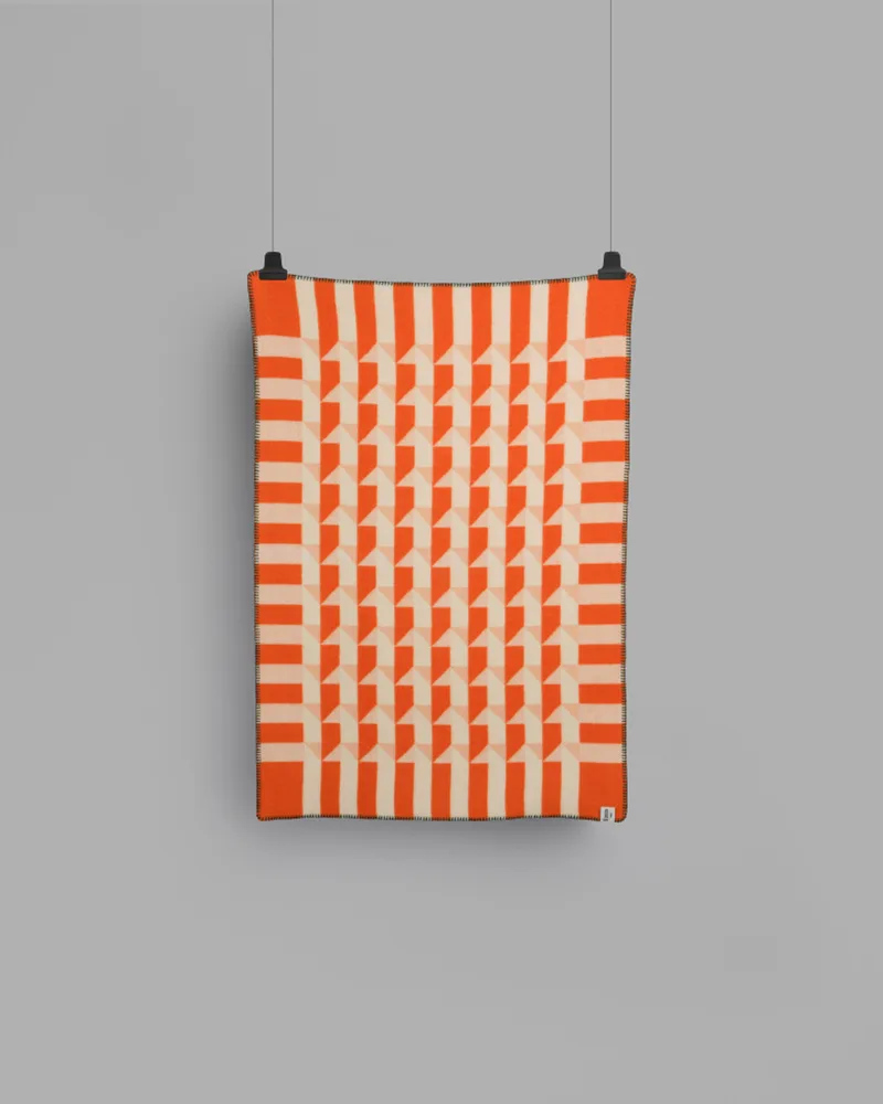 Kvam van Røros Tweed in Orange – productfoto 1 van 5