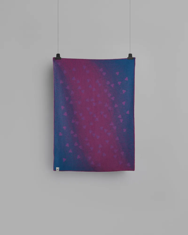 Melvin by Røros Tweed in Purple/pink – product photo 2 of 3