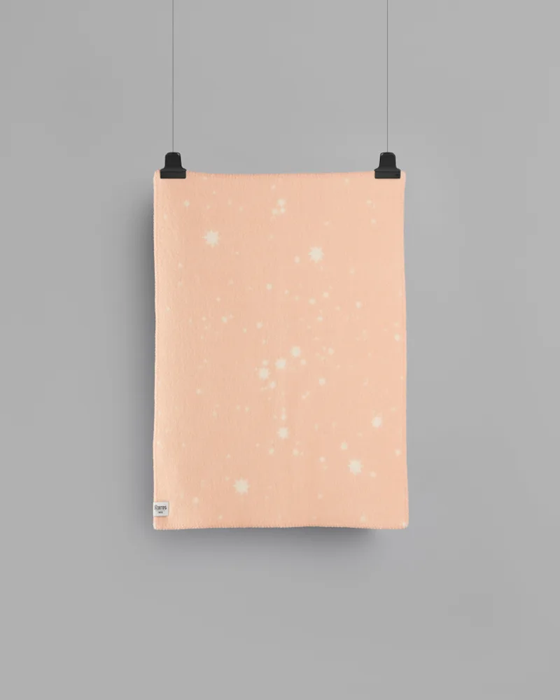 Orion von Røros Tweed in Light pink – Produktfoto 1 von 3